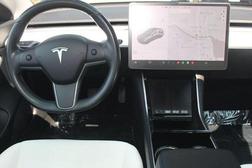 2019 Tesla Model 3 Performance