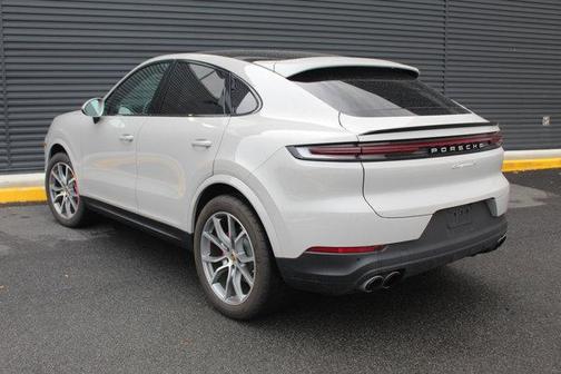 2024 Porsche Cayenne S