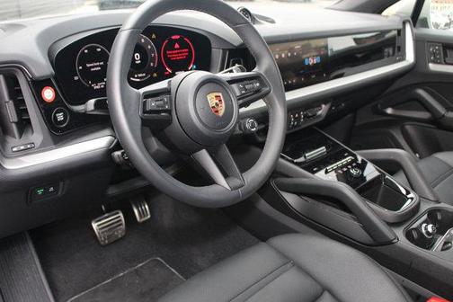 2024 Porsche Cayenne S