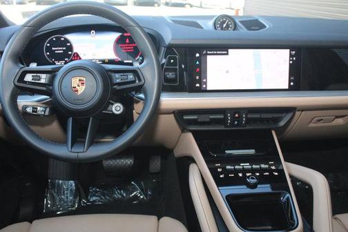 2025 Porsche Cayenne Coupe AWD