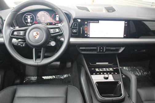 2024 Porsche Cayenne AWD