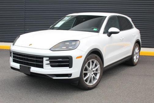2024 Porsche Cayenne AWD