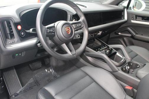 2024 Porsche Cayenne AWD