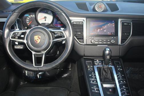 2018 Porsche Macan S