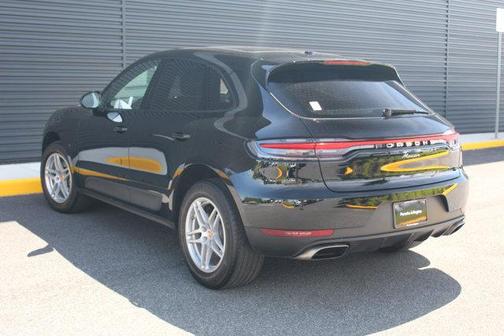 2021 Porsche Macan Base