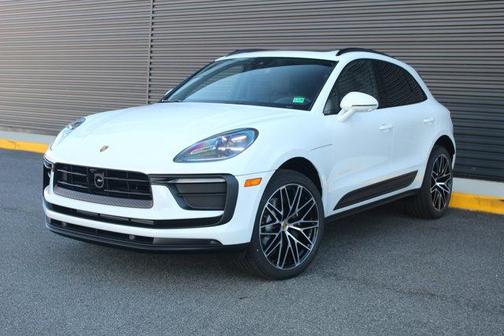 2026 Porsche Macan AWD