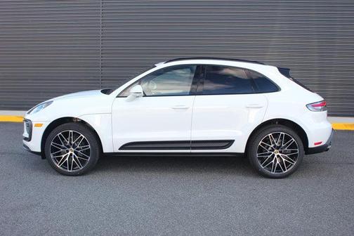 2026 Porsche Macan AWD