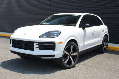 2025 Porsche Cayenne AWD