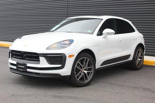 2024 Porsche Macan Base