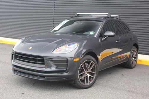 2022 Porsche Macan AWD