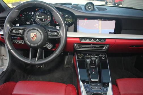 2020 Porsche 911 Carrera 4S Cabriolet