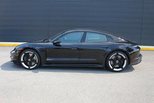 2021 Porsche Taycan Turbo S