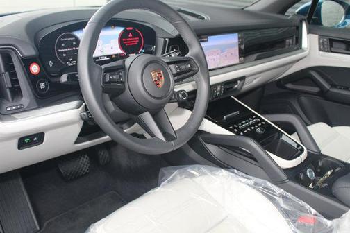 2025 Porsche Cayenne Cayenne