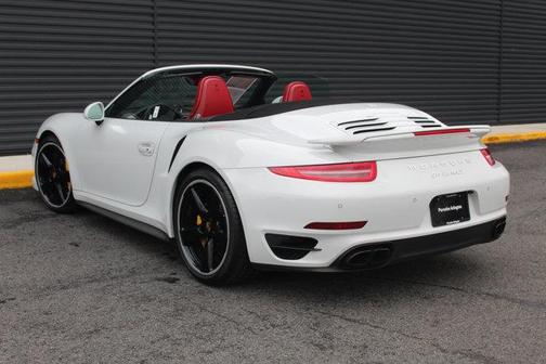 2015 Porsche 911 Turbo S