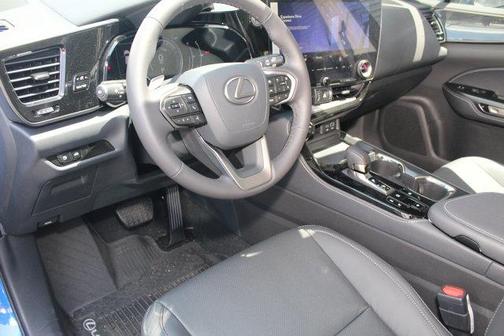 2025 Lexus NX 350h Premium