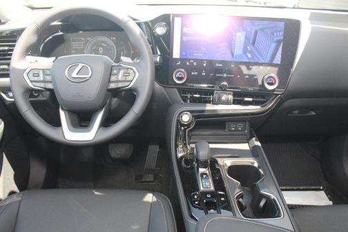 2025 Lexus NX 350h Premium