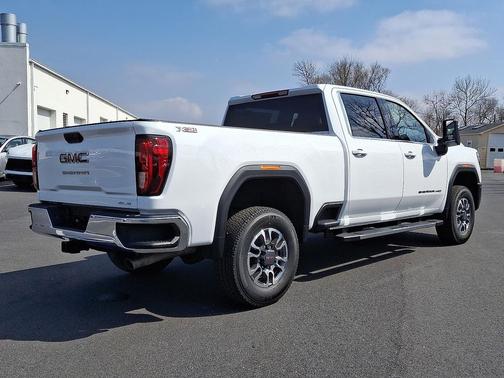 2025 GMC Sierra 3500 SLE