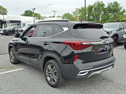 2021 Kia Seltos S