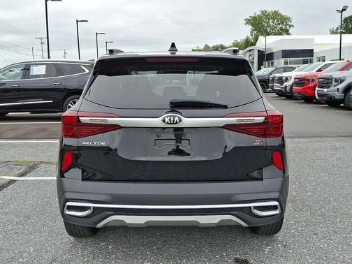 2021 Kia Seltos S