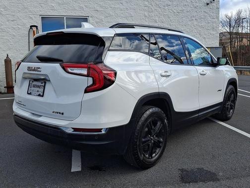 2022 GMC Terrain AWD AT4