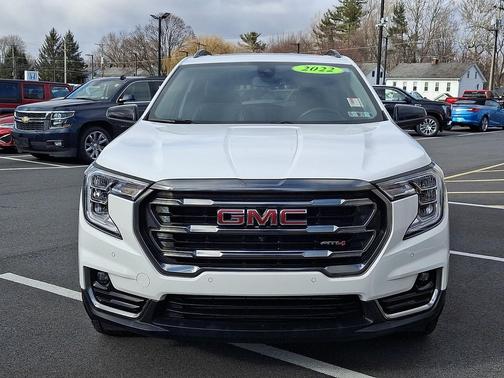 2022 GMC Terrain AWD AT4