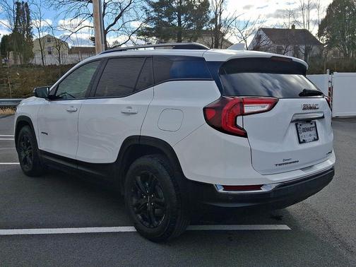 2022 GMC Terrain AWD AT4