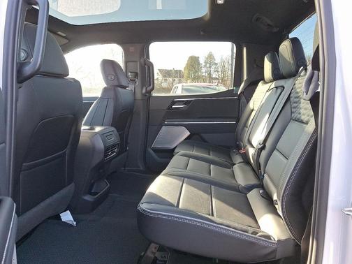 2025 GMC Sierra EV Extended Range Denali