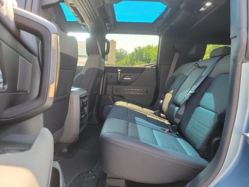 2024 GMC HUMMER EV SUV 3X