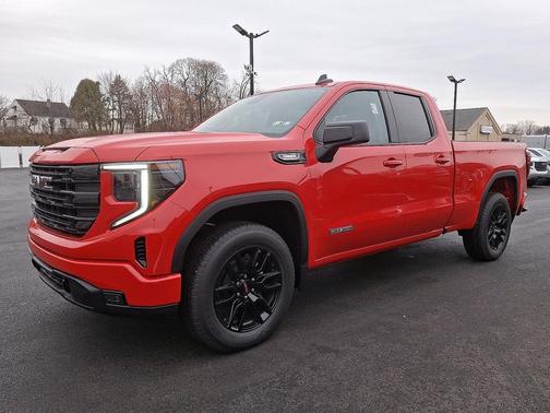 2025 GMC Sierra 1500 Elevation