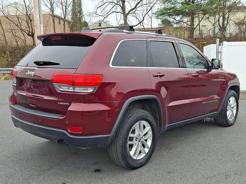 2017 Jeep Grand Cherokee Laredo