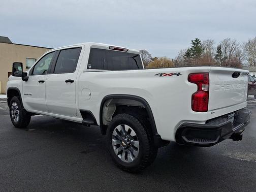 2023 Chevrolet Silverado 2500 Custom