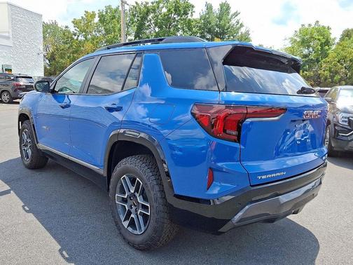 2026 GMC Terrain AWD AT4