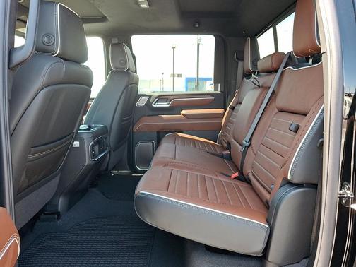 Onyx Black 2026 GMC Sierra 2500 Denali Ultimate