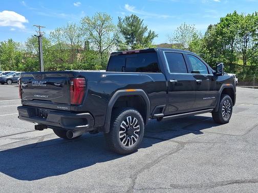 Onyx Black 2026 GMC Sierra 2500 Denali Ultimate