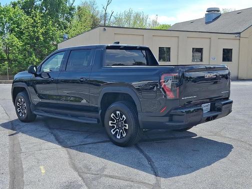 Onyx Black 2026 GMC Sierra EV Extended Range Elevation
