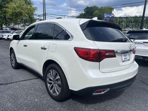 White Diamond Pearl 2016 Acura MDX w/Tech