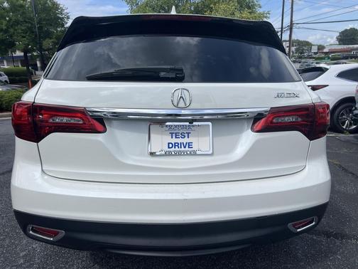 White Diamond Pearl 2016 Acura MDX w/Tech