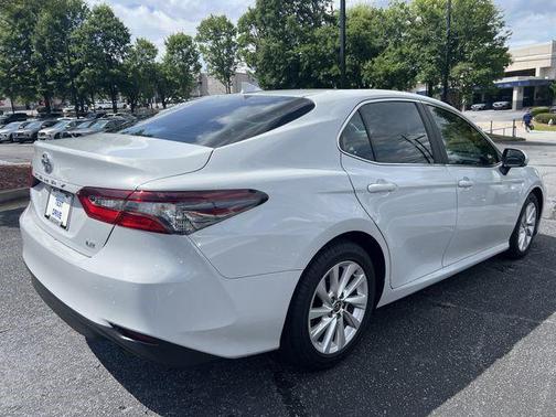 Ice Cap 2024 Toyota Camry LE