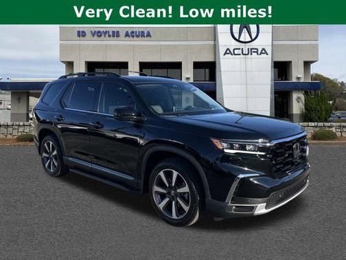 2025 Honda Pilot Touring 8-Passenger