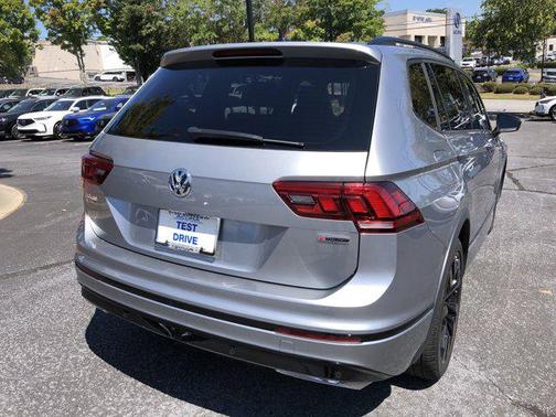 2021 Volkswagen Tiguan 2.0T SE R-Line Black 4MOTION