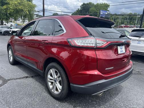 Ruby Red Metallic Tinted Clearcoat 2017 Ford Edge SEL