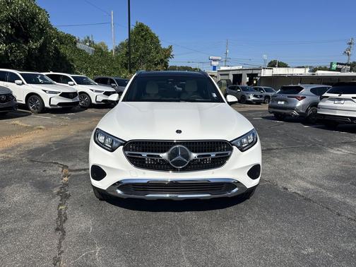 Polar White 2025 Mercedes-Benz GLC 300 Base