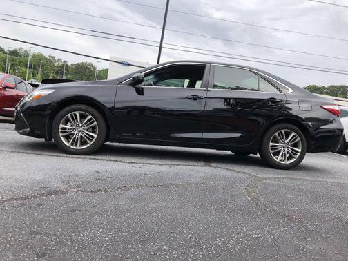 2015 Toyota Camry SE