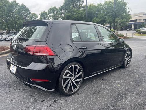 Deep Black Pearl Metallic 2018 Volkswagen Golf R 2.0T DSG
