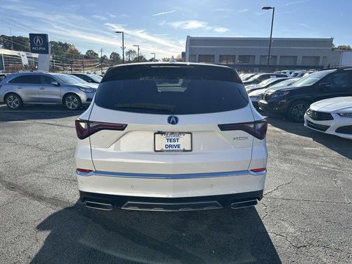 2025 Acura MDX w/Technology Package