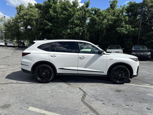Platinum White Pearl 2026 Acura MDX w/A-Spec Advance Package