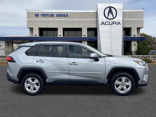 Silver Sky Metallic 2020 Toyota RAV4 XLE