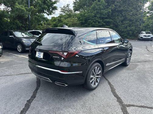 2025 Acura MDX w/Technology Package
