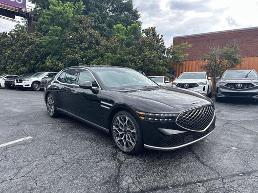 Vik Black 2023 Genesis G90 e-SC
