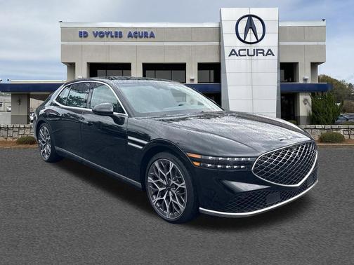 Vik Black 2023 Genesis G90 e-SC